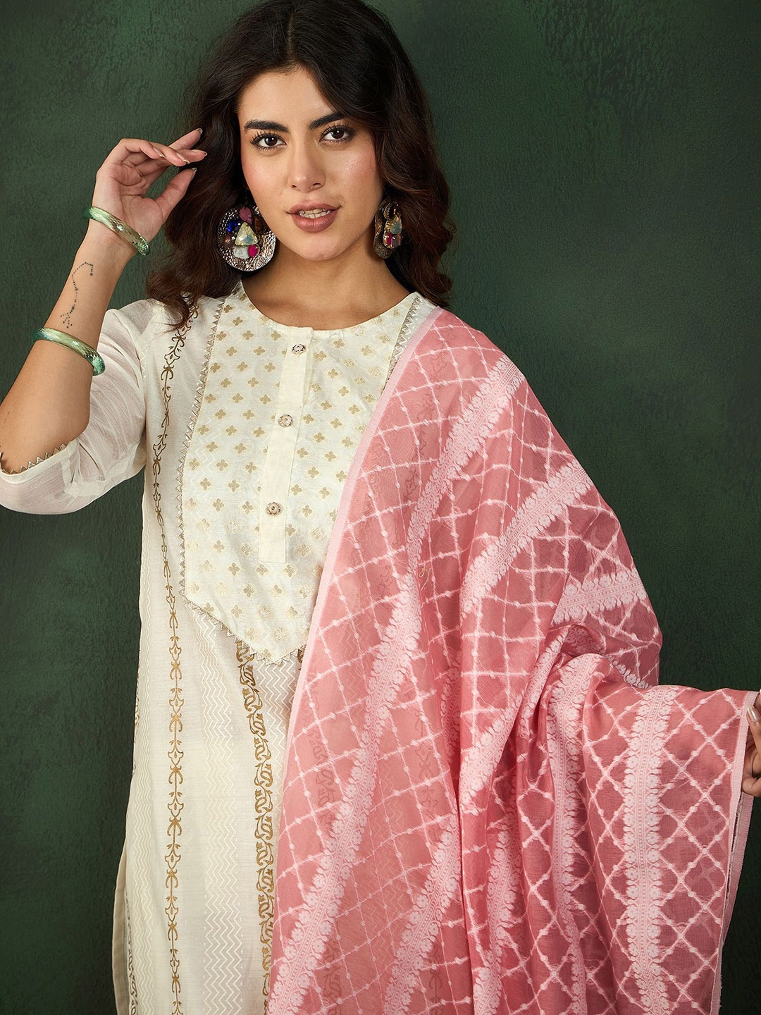 

Sangria Ethnic Motifs Printed Round Neck Straight Kurta set, White