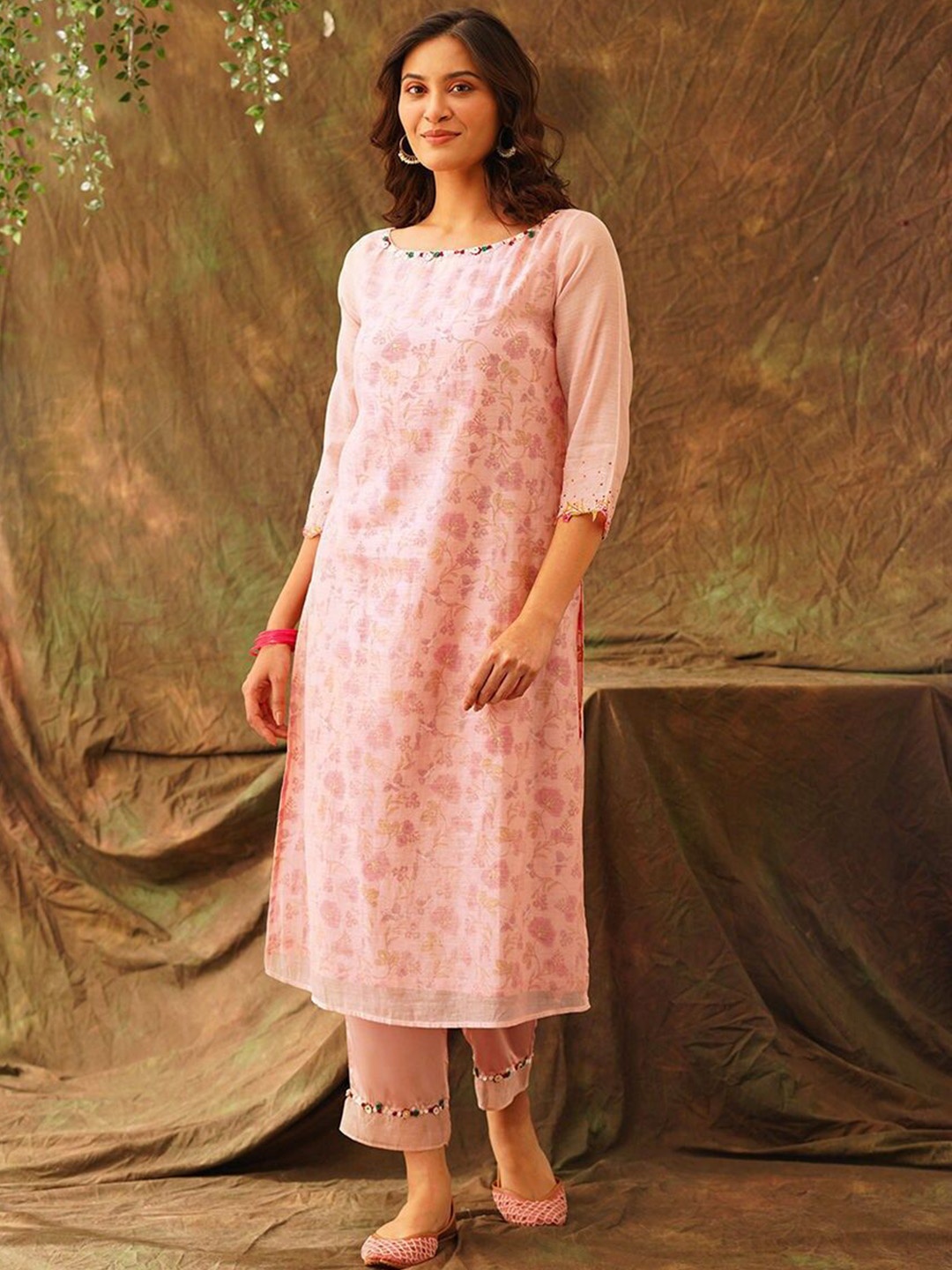 

JAYPORE Floral Printed Cotton Silk Straight Kurta, Pink