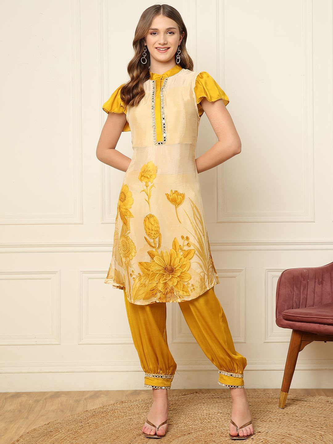 

DEEBACO Floral Printed Mandarin Collar Top & Tunic With Trousers, Yellow