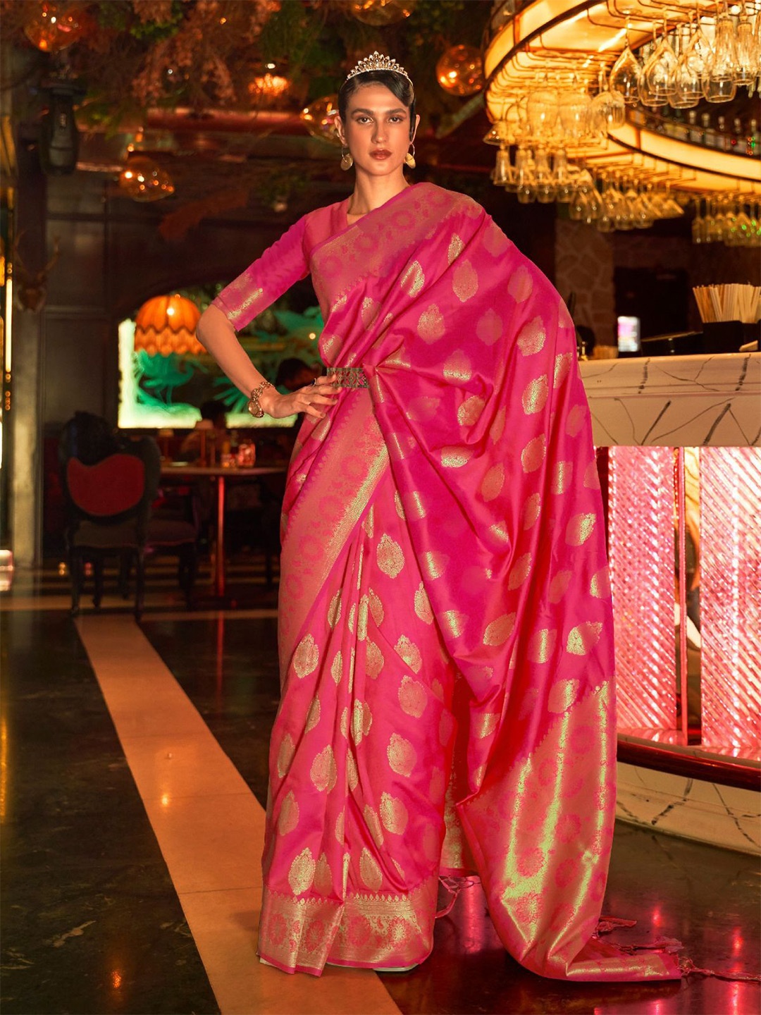 

ODETTE Ethnic Motifs Woven Design Zari Saree, Pink