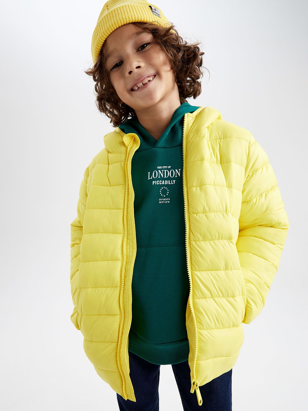 

DeFacto Boys Puffer Jacket, Na