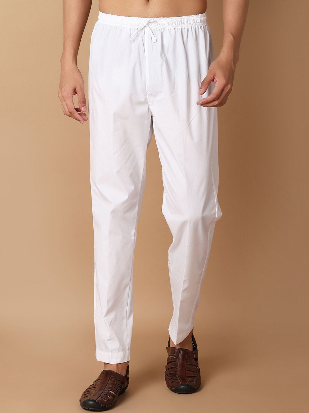 

V-Mart Men Solid Cotton Mid-Rise Pyjamas, White