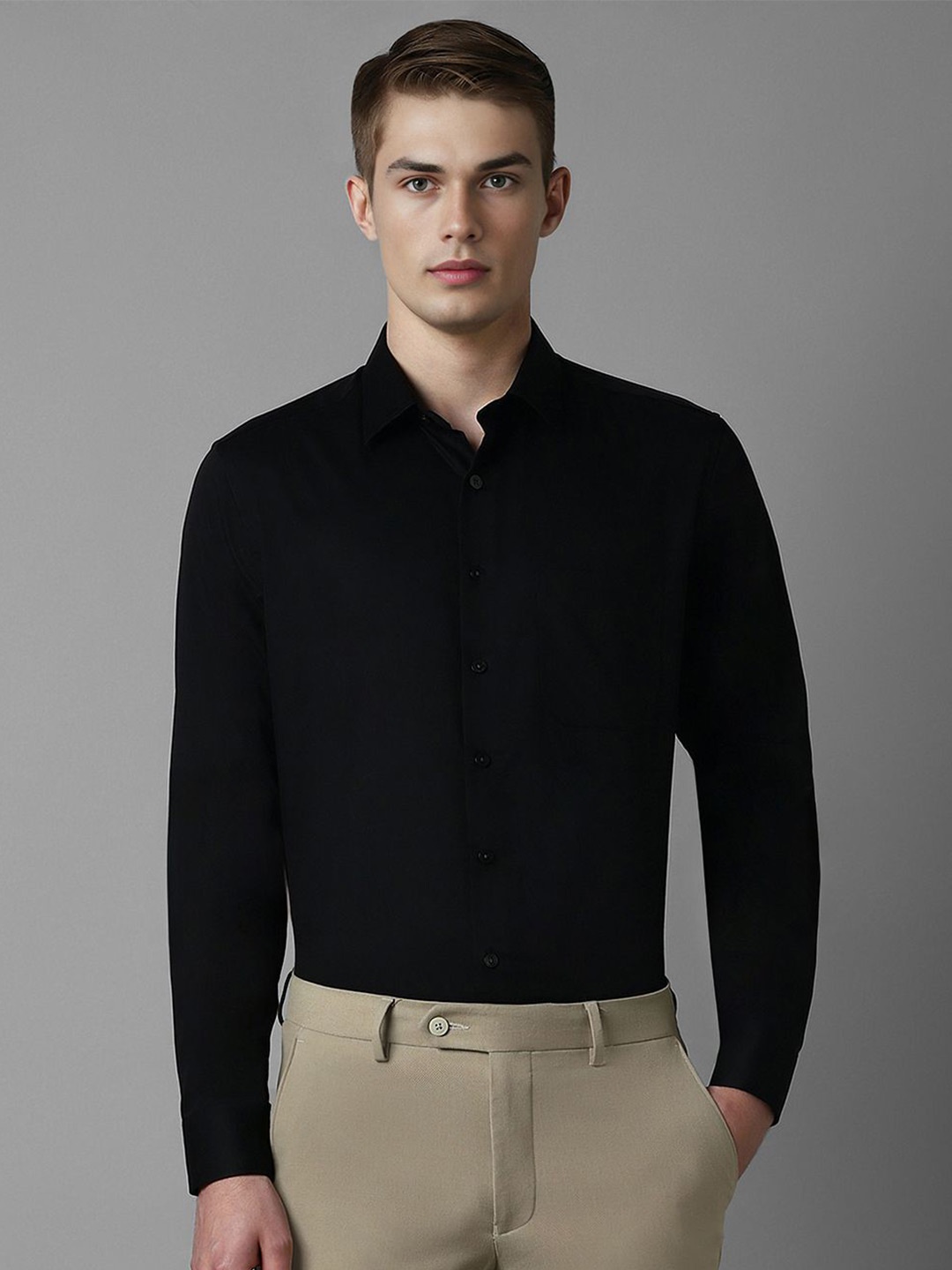 

Louis Philippe Men Spread Collar Solid Cotton Slim Fit Formal Shirt, Black