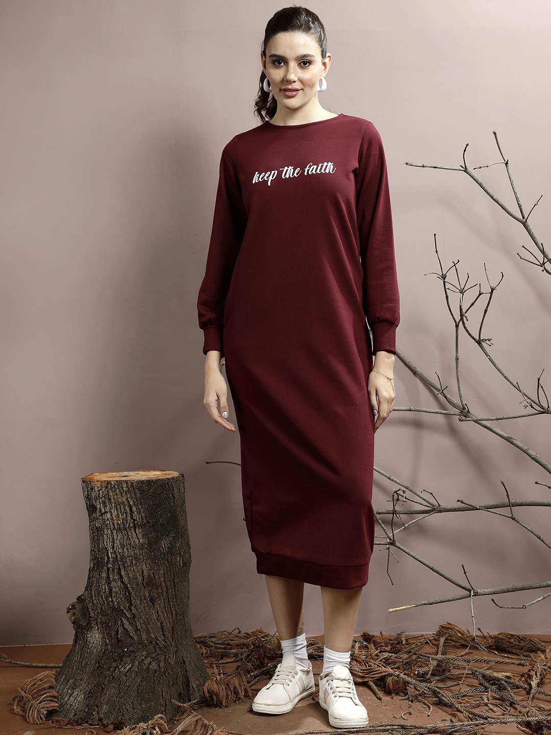 

Athena Alphanumeric Printed Cotton T-shirt Midi Dress, Burgundy