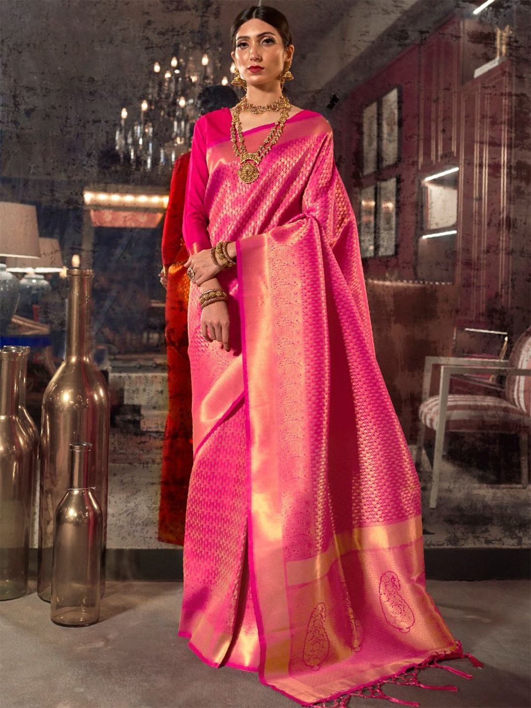 

ODETTE Woven Design Zari Saree, Pink