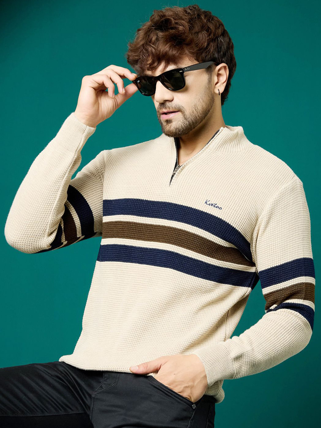 

KVETOO Men Colourblocked Pullover, Beige