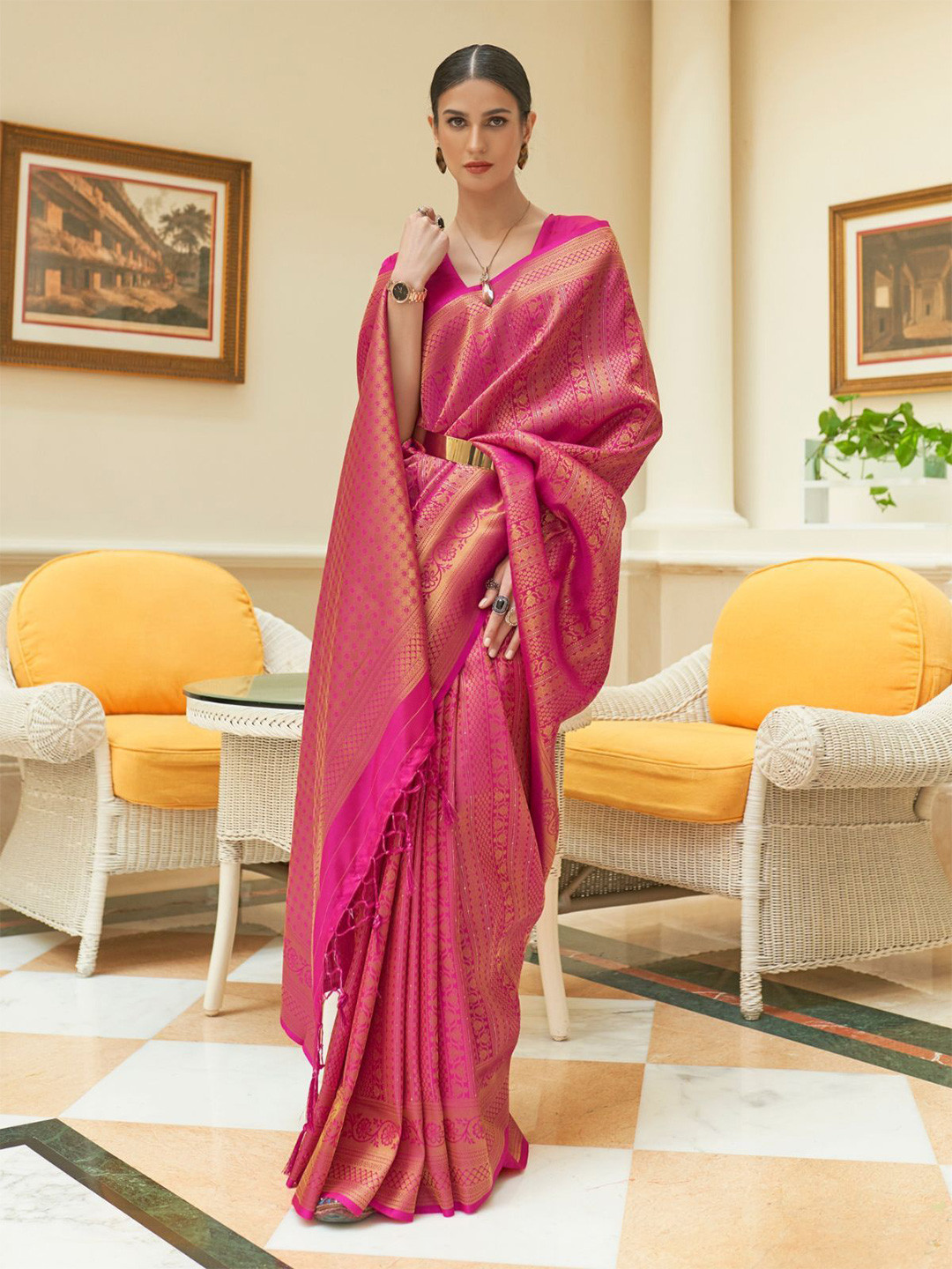 

ODETTE Woven Design Zari Saree, Pink