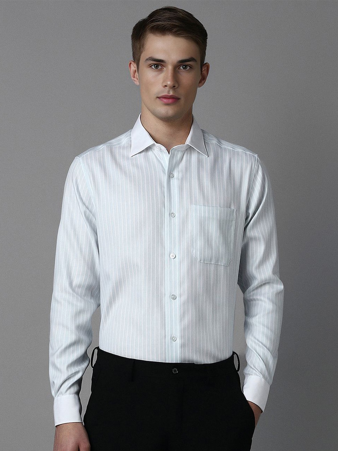 

Louis Philippe Men Classic Spread Collar Vertical Striped Cotton Formal Shirt, Blue
