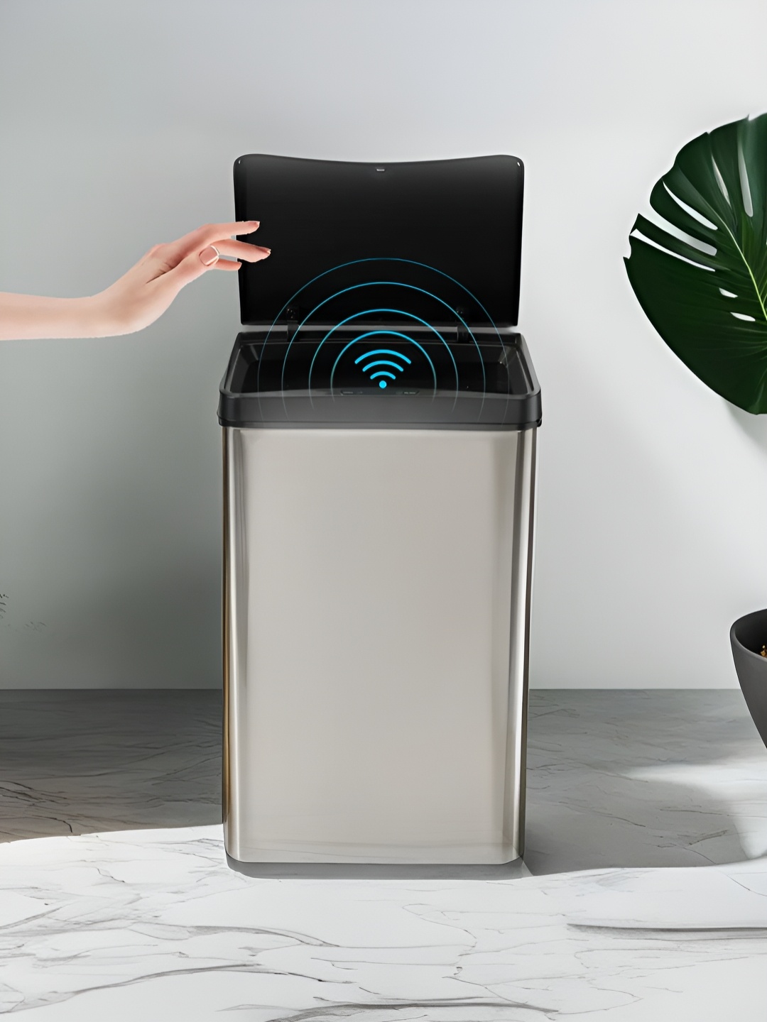 

The Better Home Fumato Silver Toned Stainless Steel Automatic Smart Sensor Dustbin