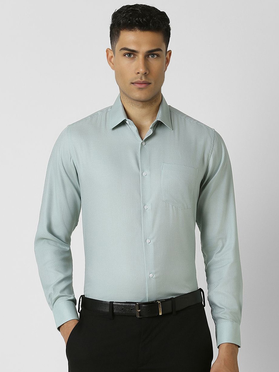 

Van Heusen Men Spread Collar Solid Cotton Formal Shirt, Green
