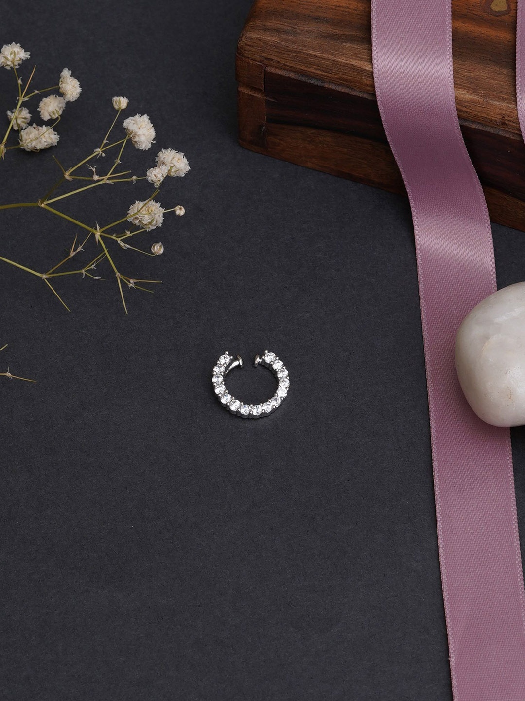 

Mali Fionna Silver-Plated Artificial Stones and Beads Ring Nosepin