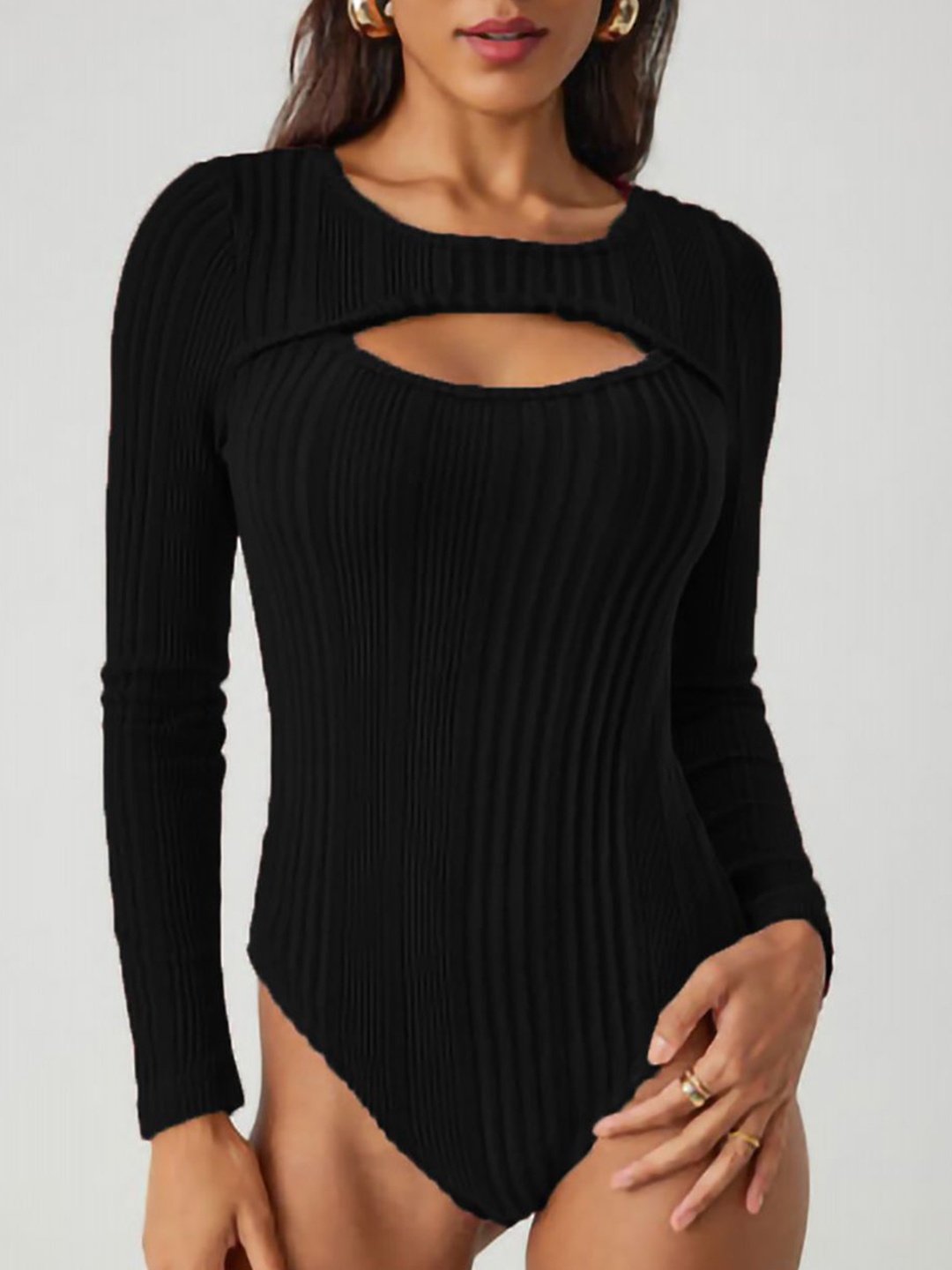 

StyleCast x Revolte Women Round Neck Long Sleeve Bodysuit, Black