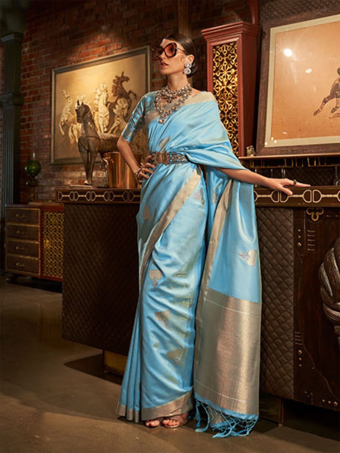 

ODETTE Woven Design Zari Saree, Blue