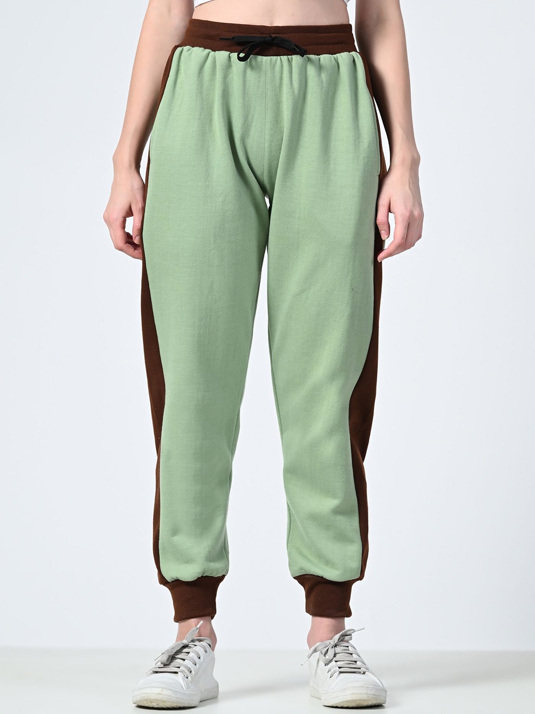 

BAESD Women Solid Relaxed Fit Joggers, Green