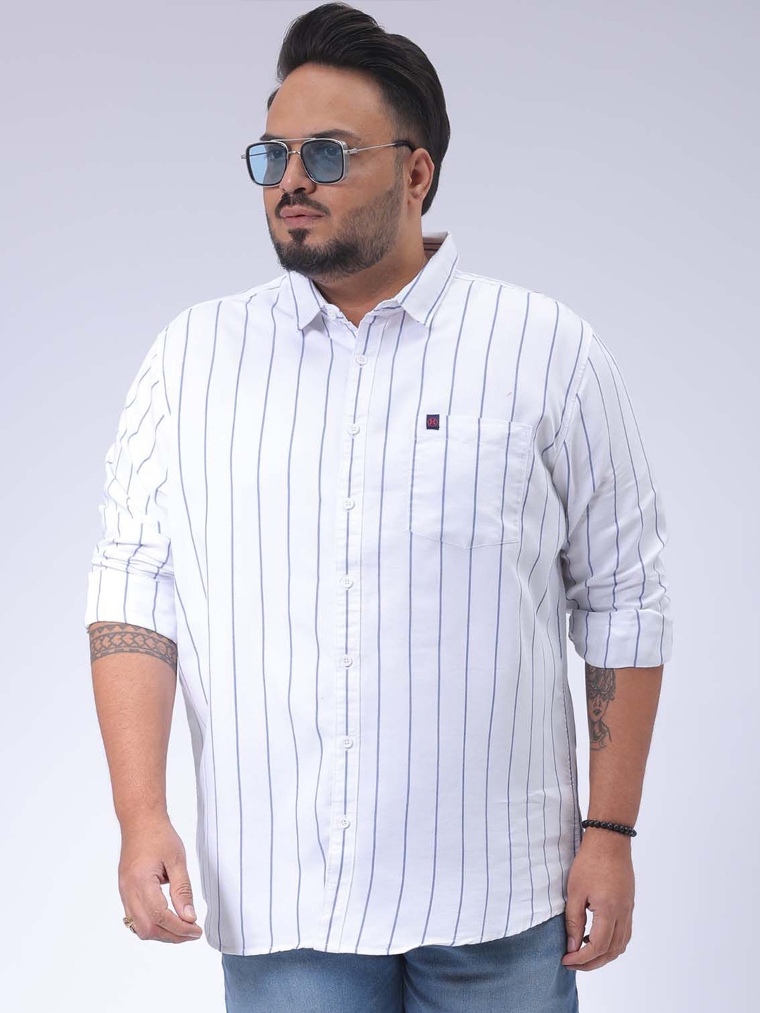 

Hardsoda by The Indian Garage Co Men Spread Collar Vertical Striped Cotton Casual Shirt, White