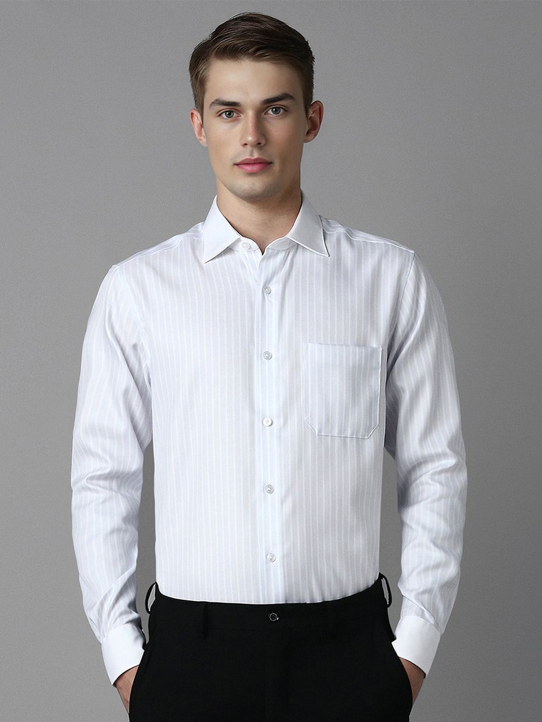 

Louis Philippe Men Classic Spread Collar Vertical Striped Cotton Formal Shirt, Blue