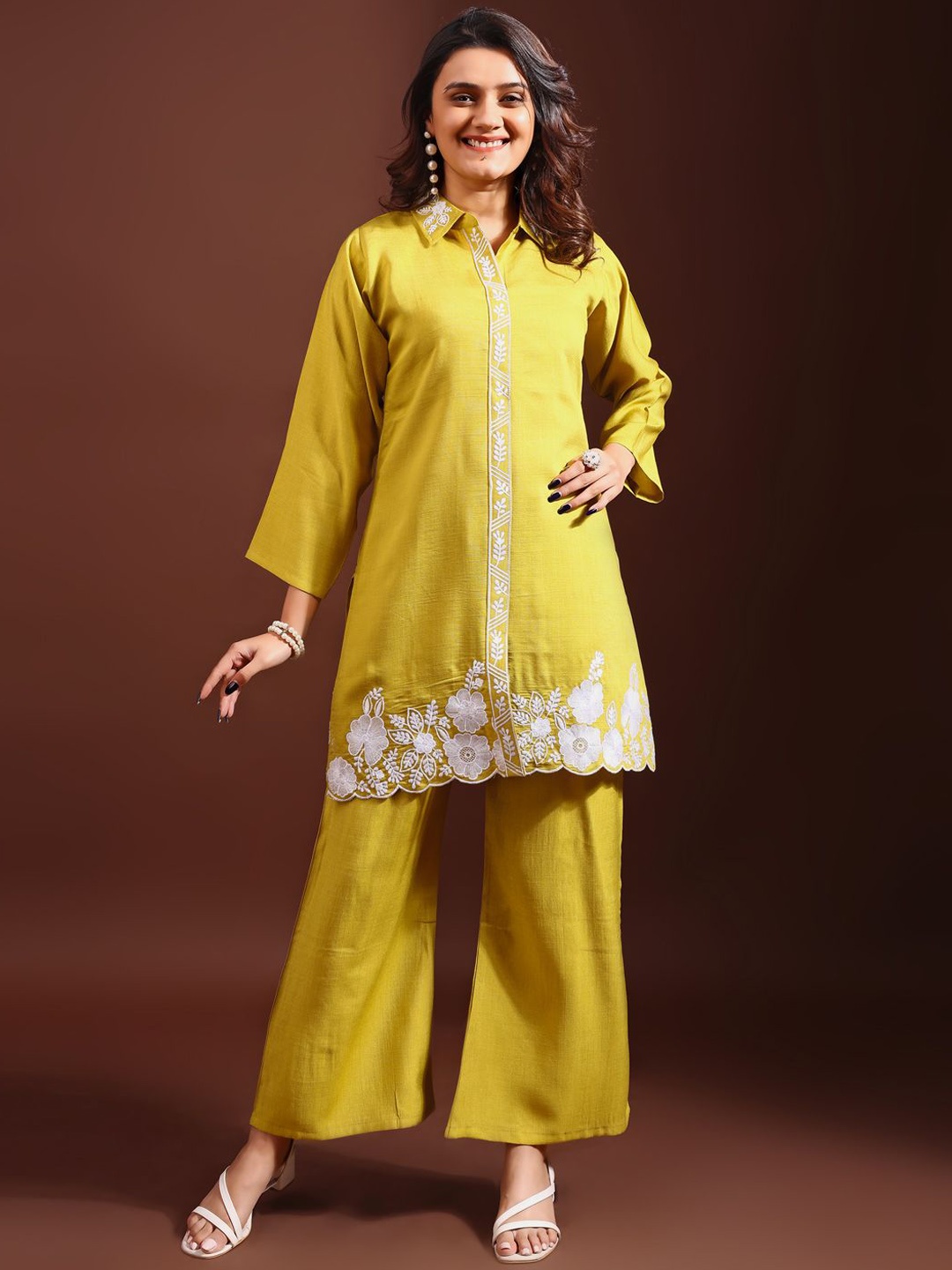 

KALINI Floral Embroidered Shirt Collar Tunic With Trousers, Yellow