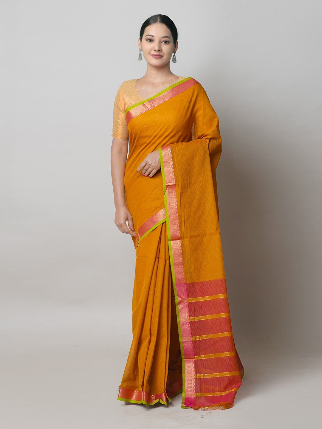 

Unnati Silks Women Solid Zari Pure Cotton Handloom Mangalagiri Saree, Mustard