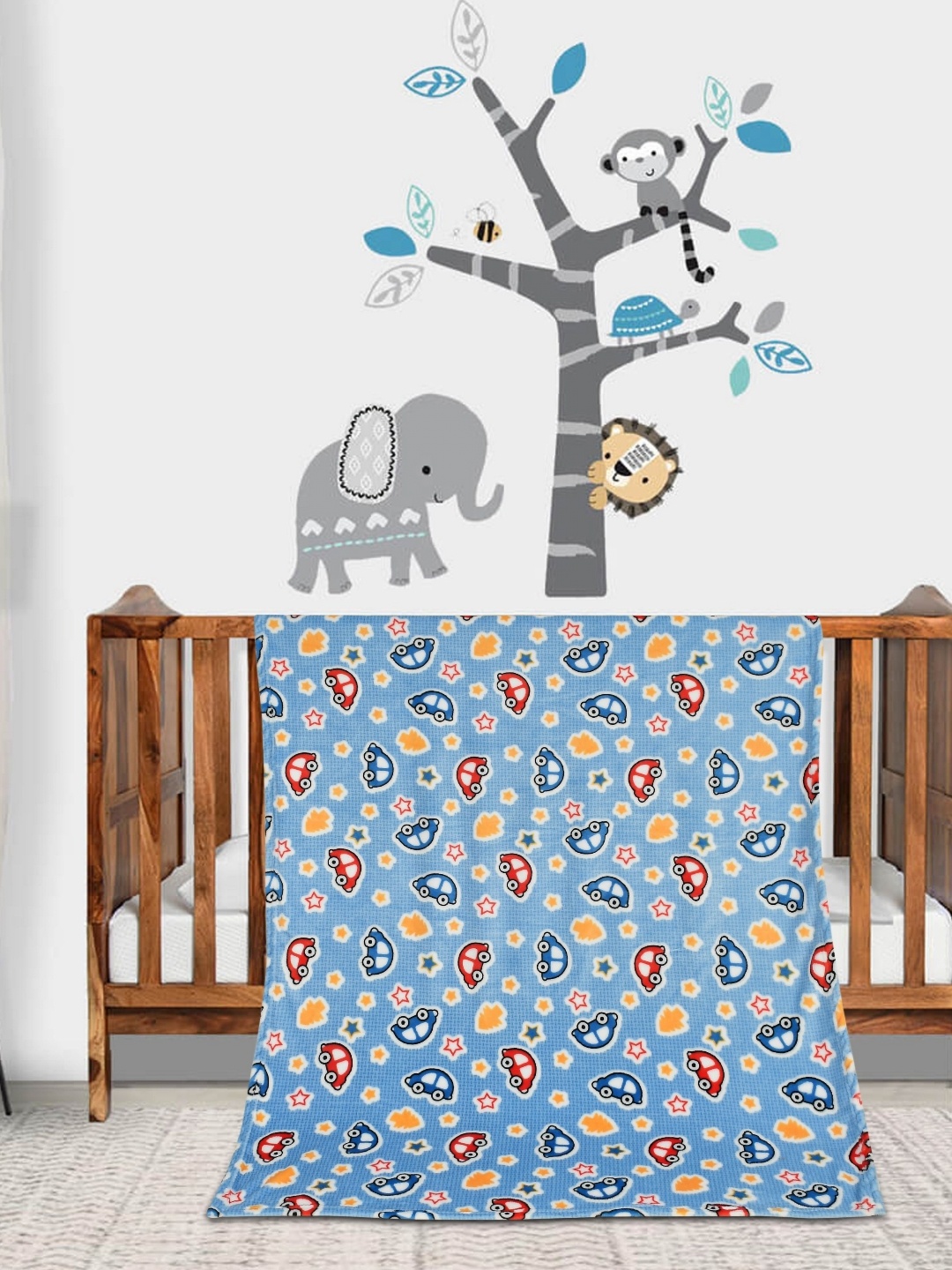 

Florida Blue and White Abstract Printed Flannel Soft & Comfortable Single Bed Blanket