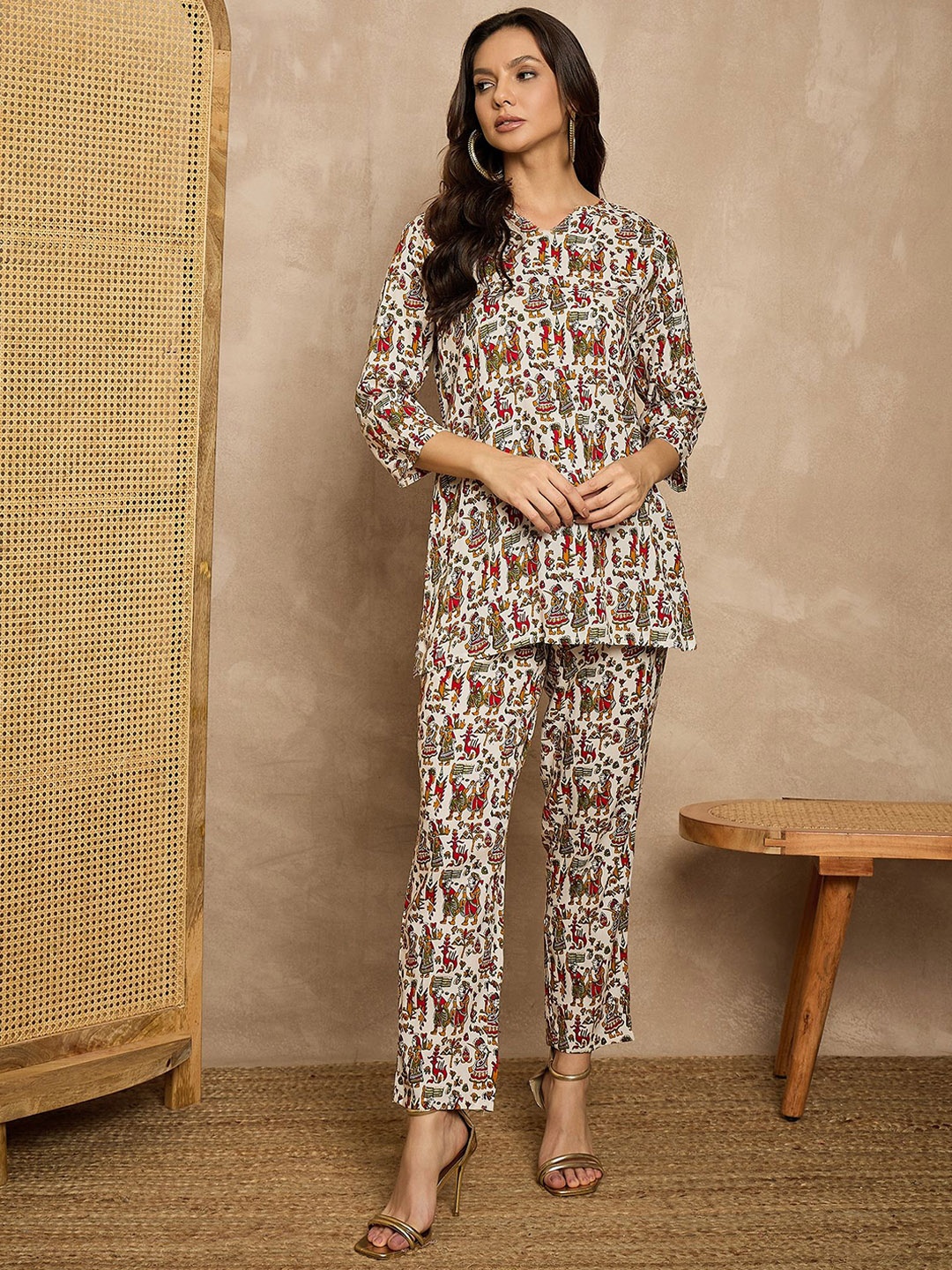 

BAESD Ethnic Motifs Printed V-Neck Tunic & Trousers, Beige