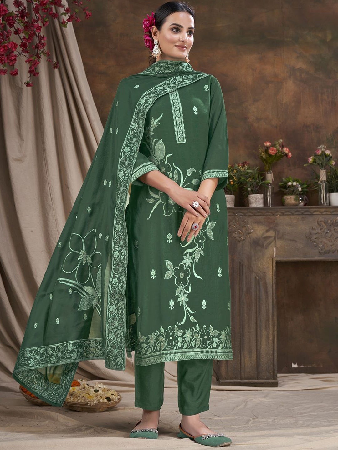 

JIVORA Floral Self Design Round Neck Kurta with Trouser and Dupatta, Green