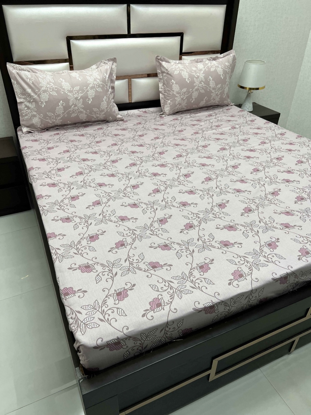 

Pure Decor Cotton King Size Double Bedsheet With 2 Pillow Covers 2.74m X 2.74m, Purple