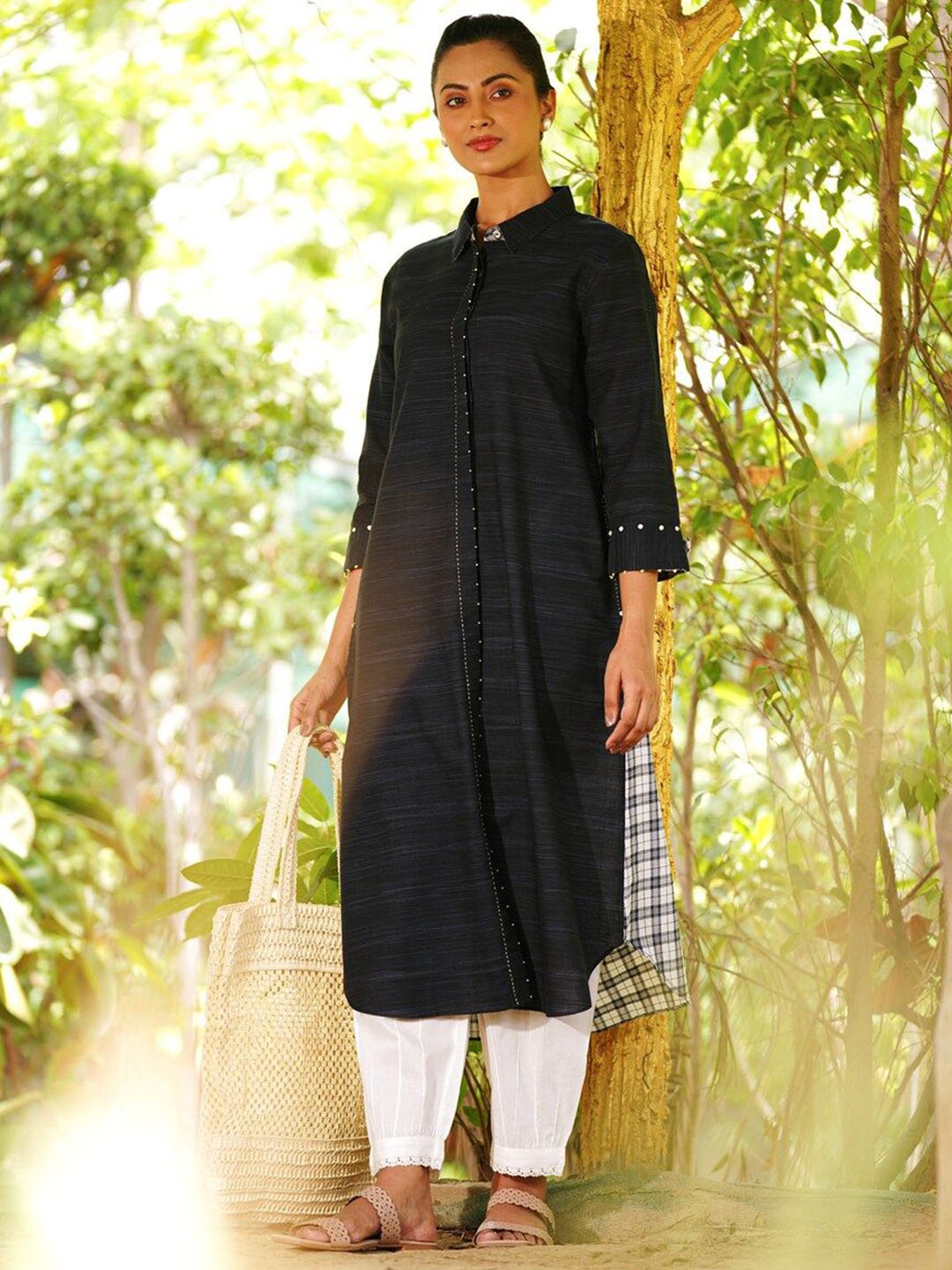 

JAYPORE Checked Shirt Collar Pure Cotton Kurta, Black