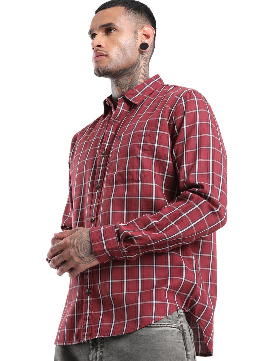 

WROGN Men Spread Collar Checked Cotton Casual Shirt, Red