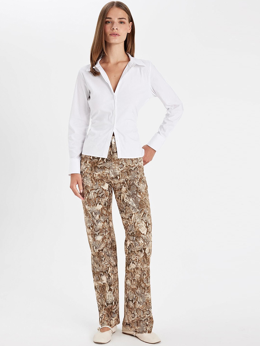 

DeFacto Women Animal Printed Trousers, Brown