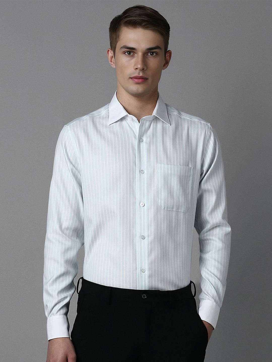 

Louis Philippe Men Classic Spread Collar Vertical Striped Cotton Formal Shirt, Blue