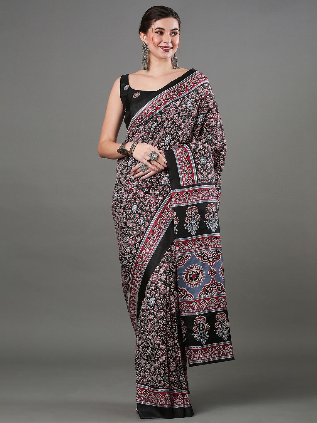 

KALINI Ajrak Block Printed Daily Saree, Black