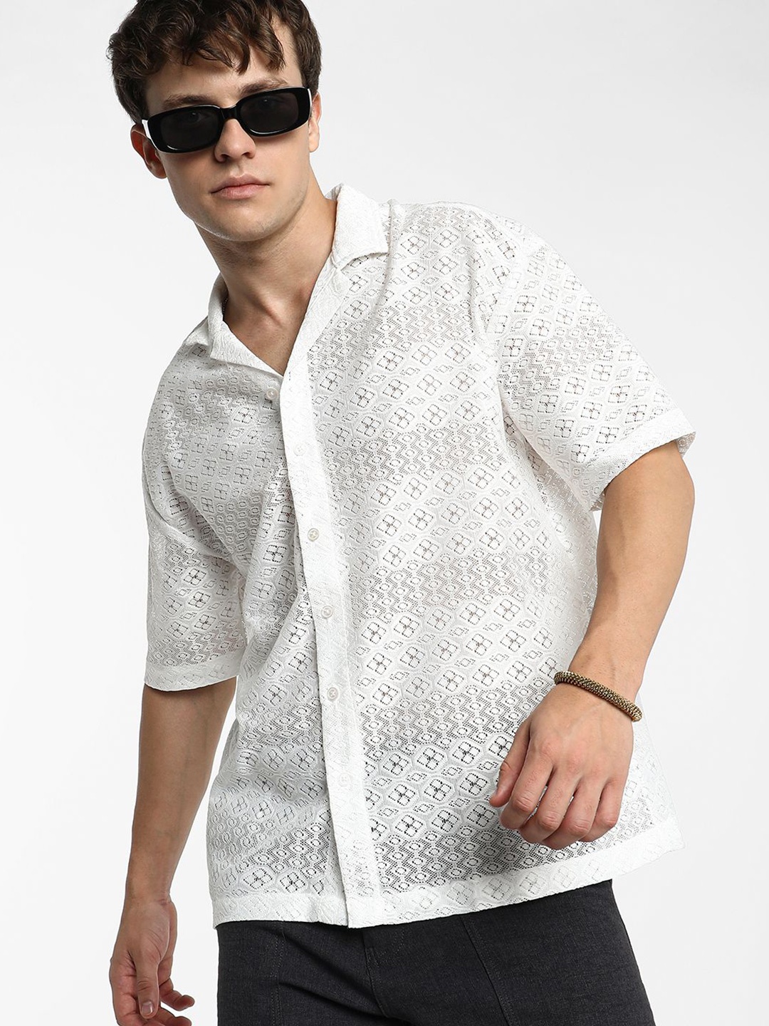 

Campus Sutra Men Comfort Cuban Collar Textured Casual Shirt, White