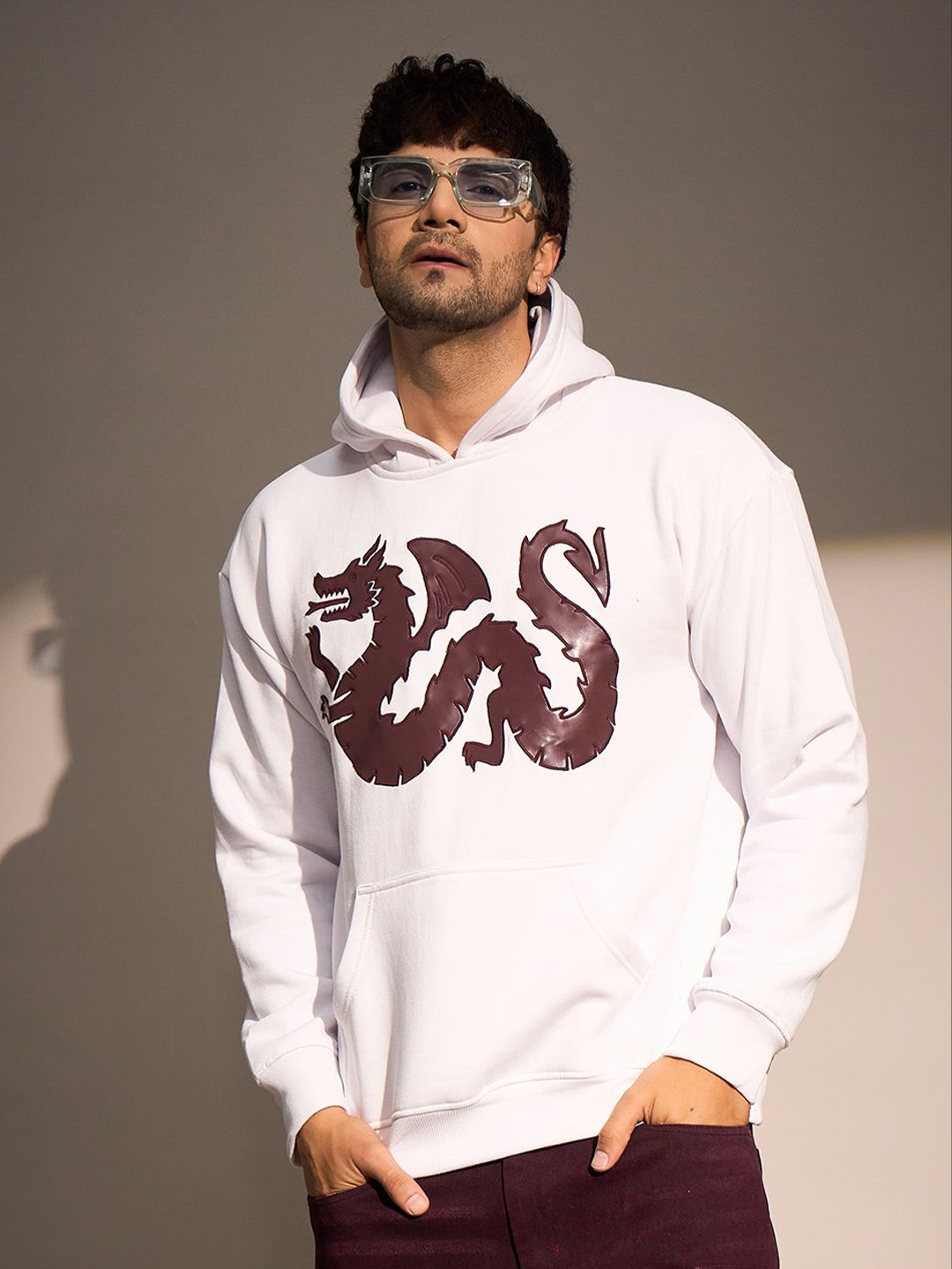 

FUGAZEE Men Graphic Print Hooded Sweatshirt, White