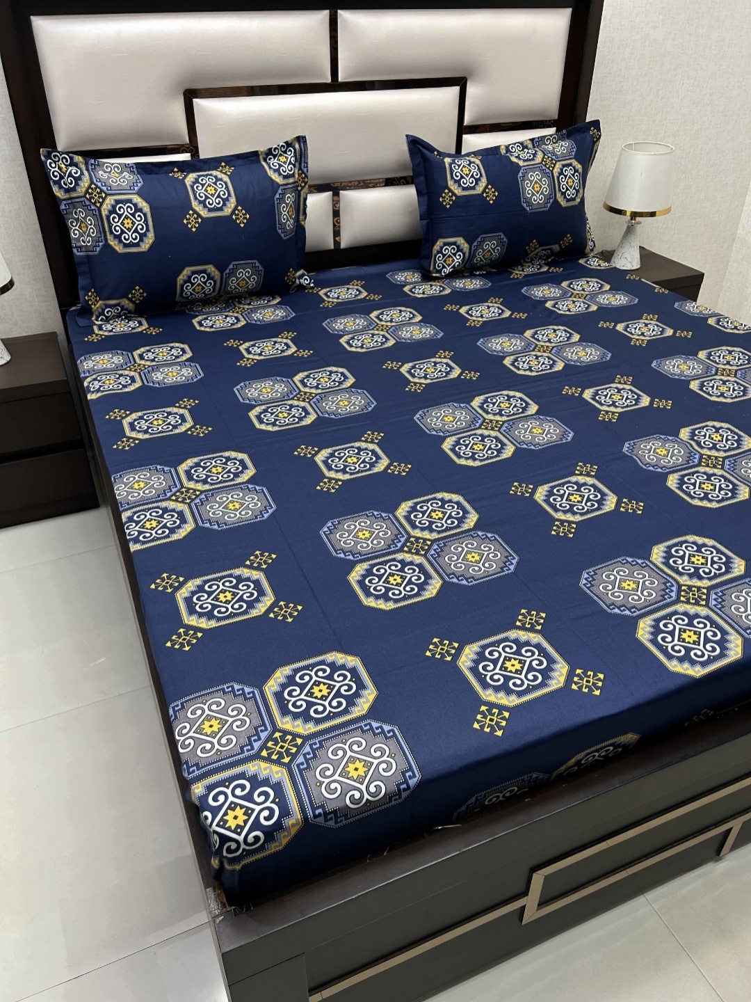 

Pure Decor Velar Sib Blue Ethnic Printed Pure Cotton 240TC King Bedsheet & 2 Pillow Covers