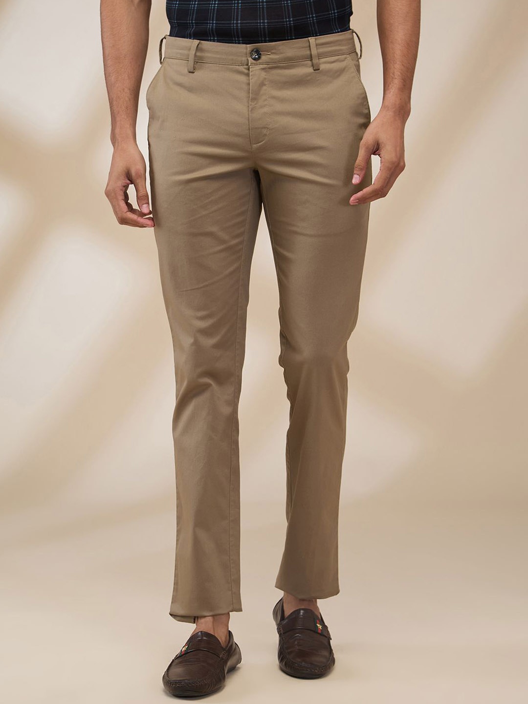 

ColorPlus Men Solid Slim Fit Formal Trousers, Khaki