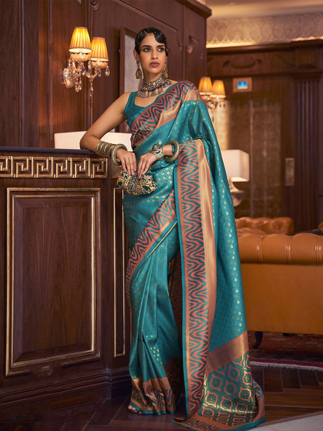 

ODETTEWoven Design Zari Saree, Teal