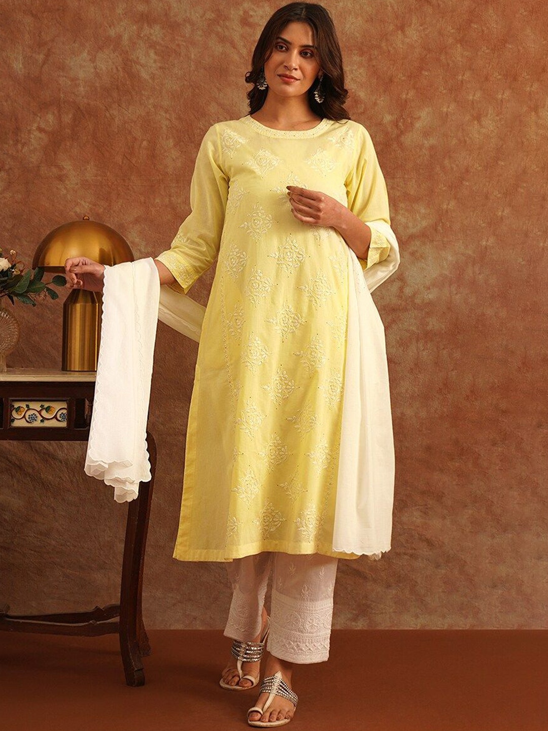 

JAYPORE Floral Embroidered Round Neck Chikankari Pure Cotton A-Line Kurta, Yellow