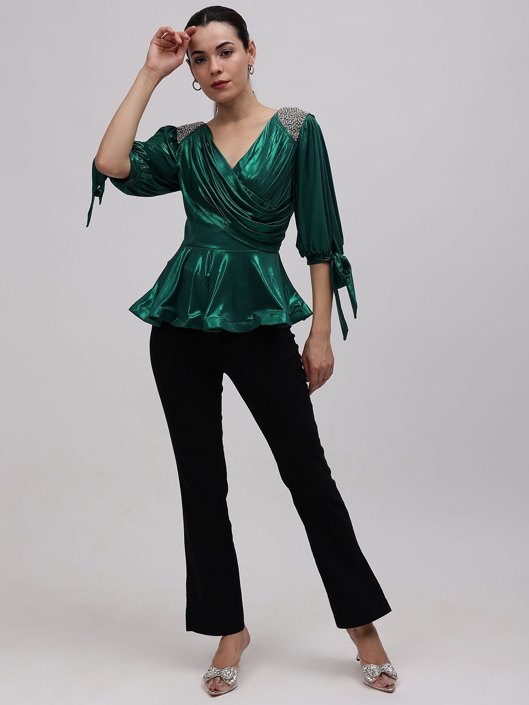 

Fashion Gaiia Women Solid V-Neck Top, Green