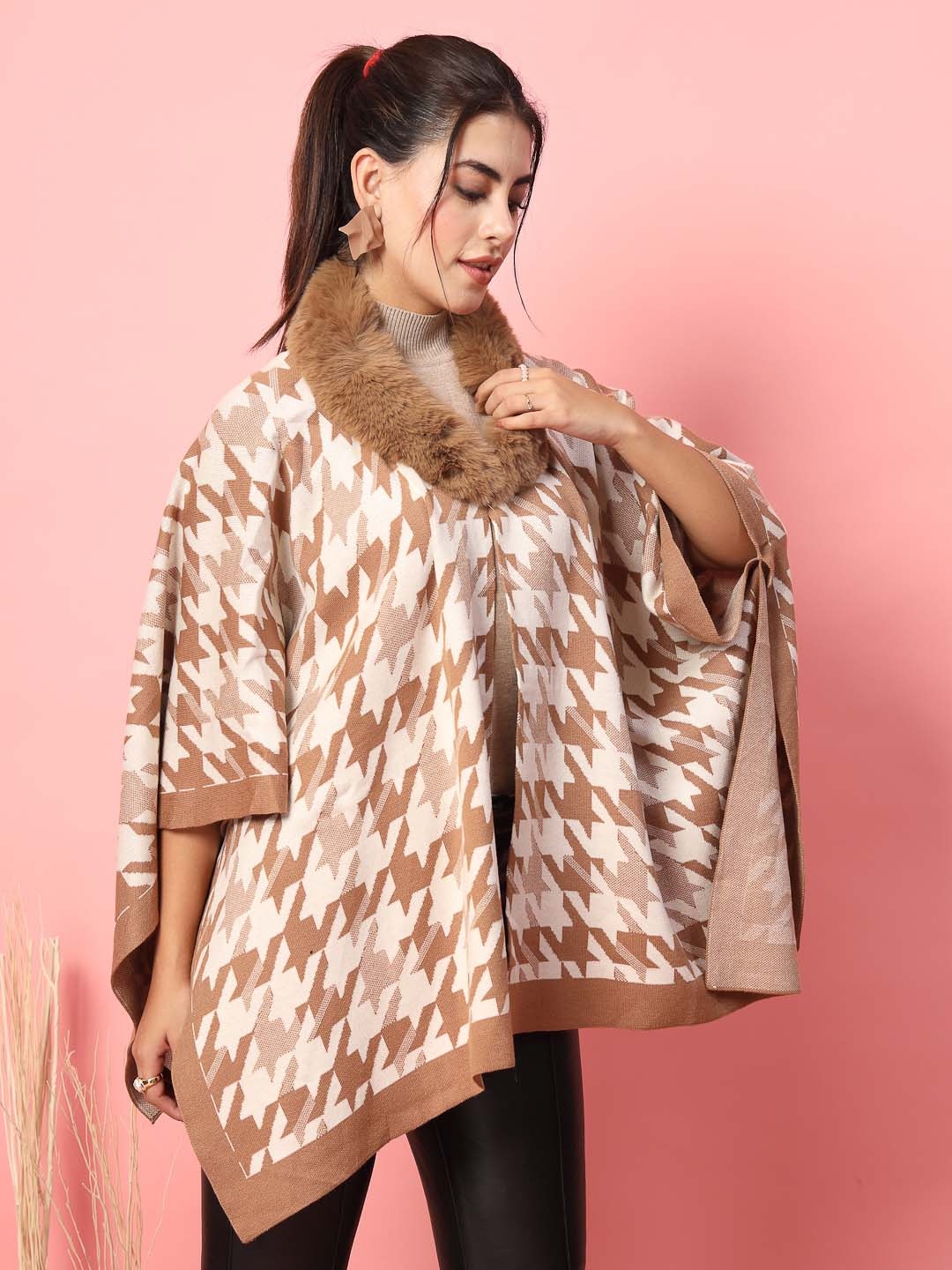 

Mafadeny Women Chevron Printed Poncho Sweater, White