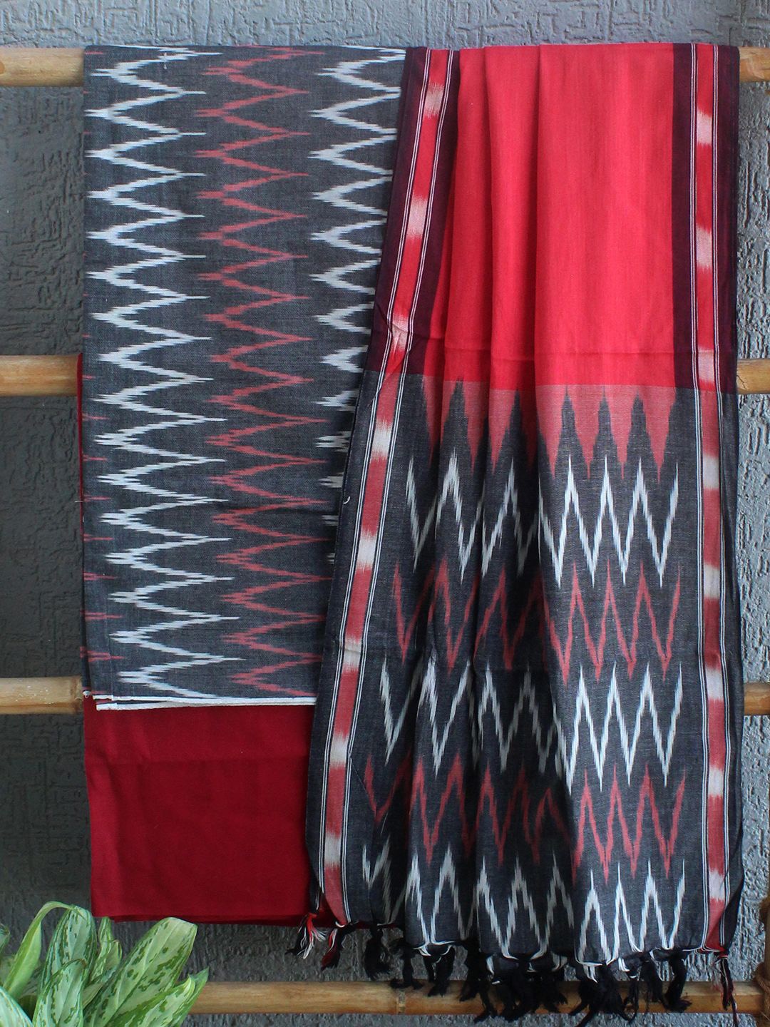 

Weaves of Tradition Geometric Woven Design Pure Cotton Unstitched Dress Material, Grey