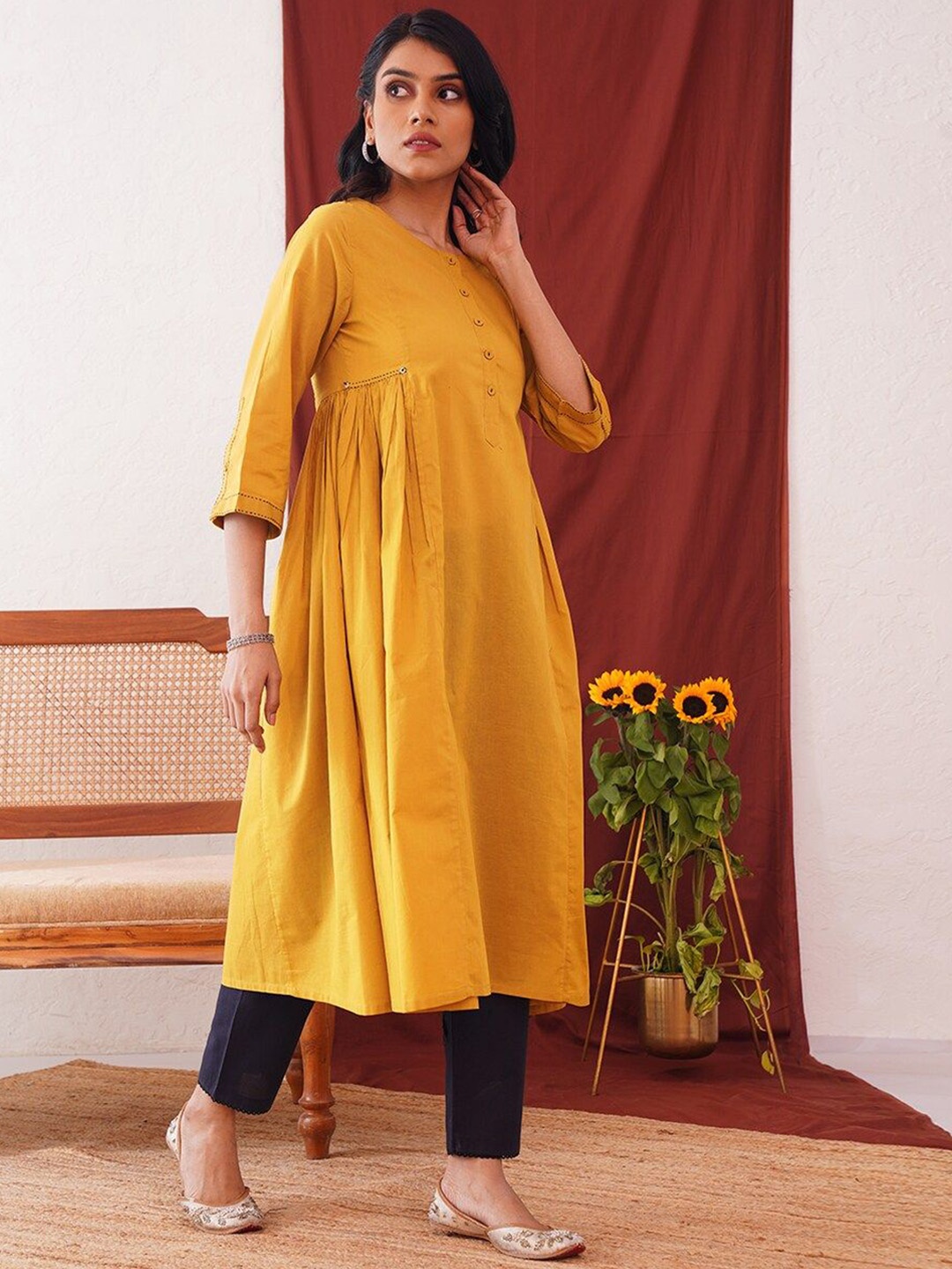 

JAYPORE Regular Round Neck Panelled A-Line Kurta, Mustard