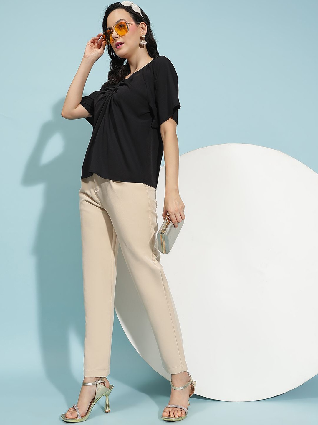 

Oxolloxo Women Solid V-Neck Top, Black