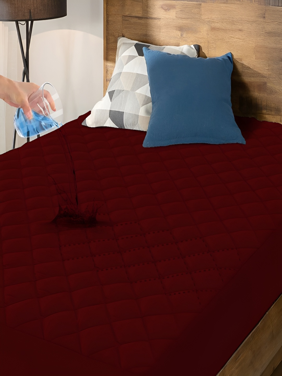 

CHICERY Maroon Fitted Water Resistant Mattress Protector