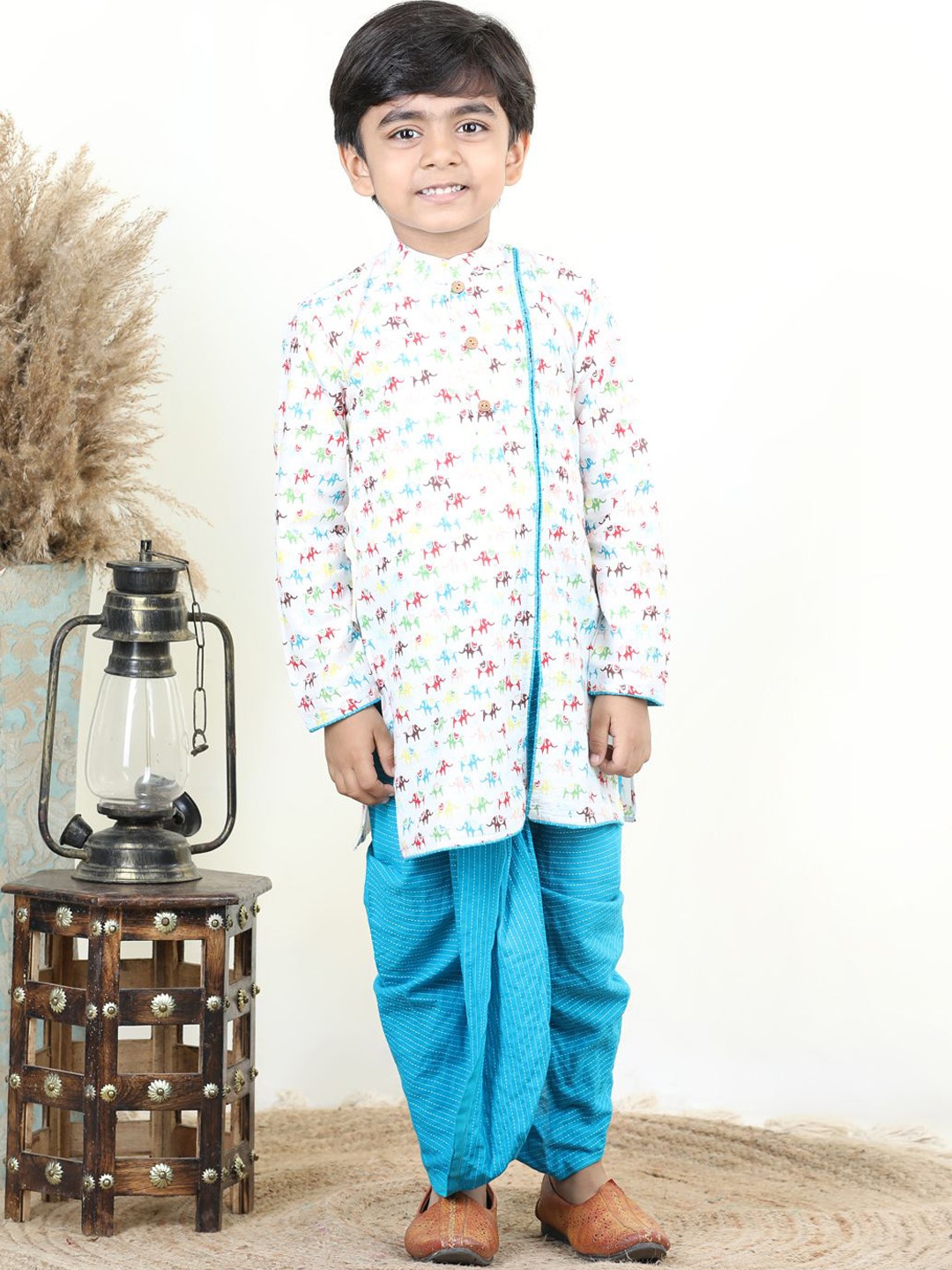 

Here&Now X Kinder Kids Boys Ethnic Motifs Printed Pure Cotton Straight Kurta & Dhoti Pants, Blue