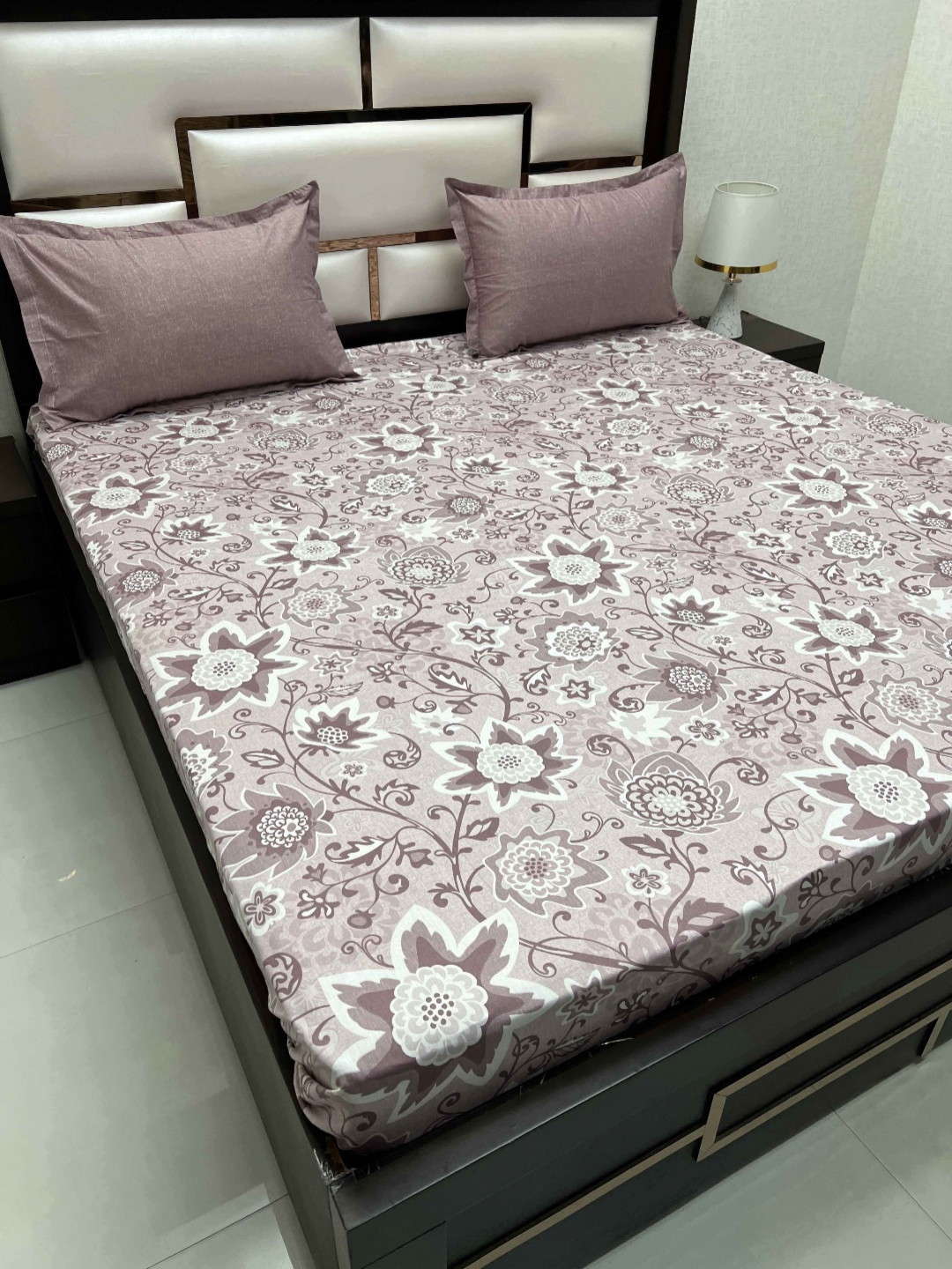 

Pure Decor Purple Floral Printed 350 TC Pure Cotton King Bedsheet with 2 Pillow Covers