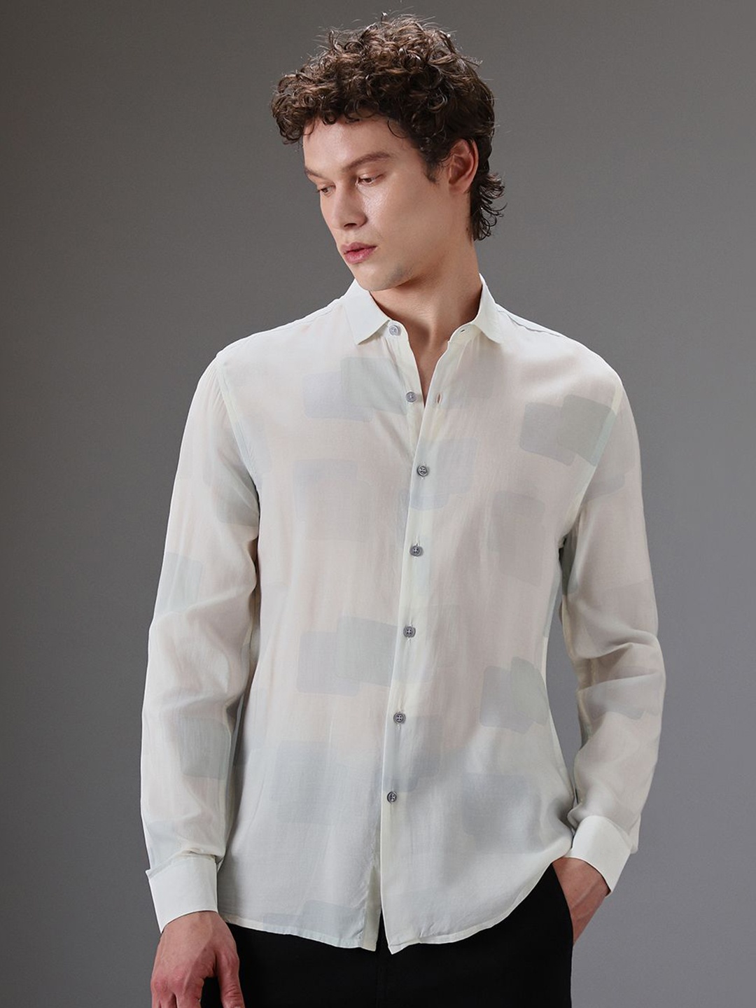 

Banana Club Men Classic Slim Fit Opaque Printed Casual Shirt, White