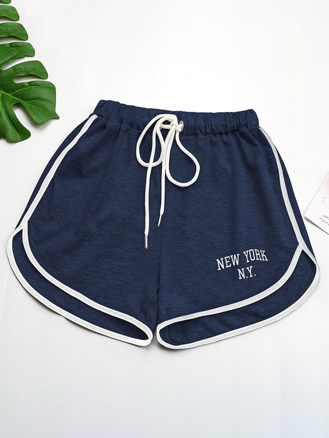 

StyleCast Women Mid-Rise Regular Shorts, Navy blue
