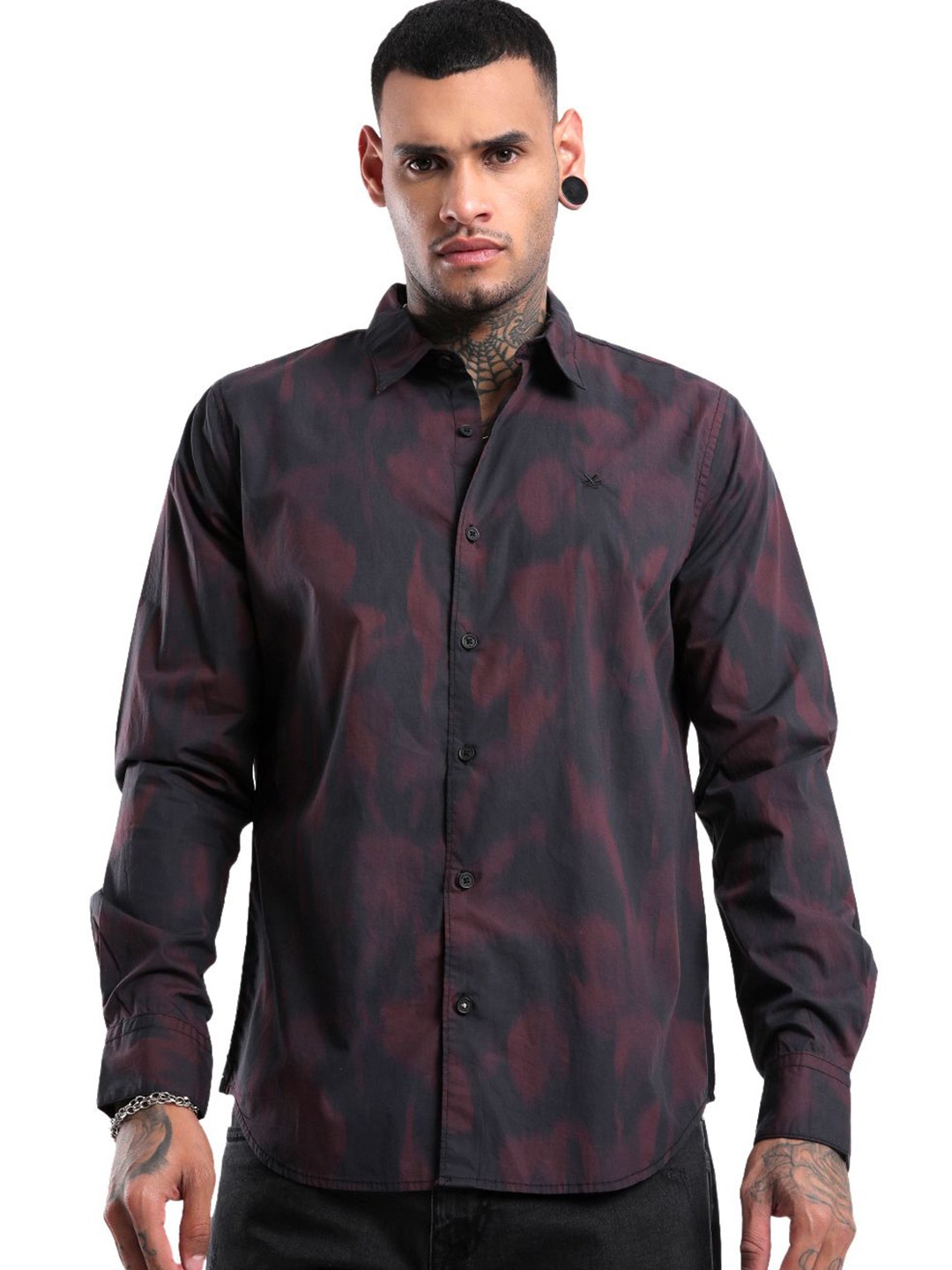 

WROGN Men Spread Collar Solid Cotton Casual Shirt, Maroon