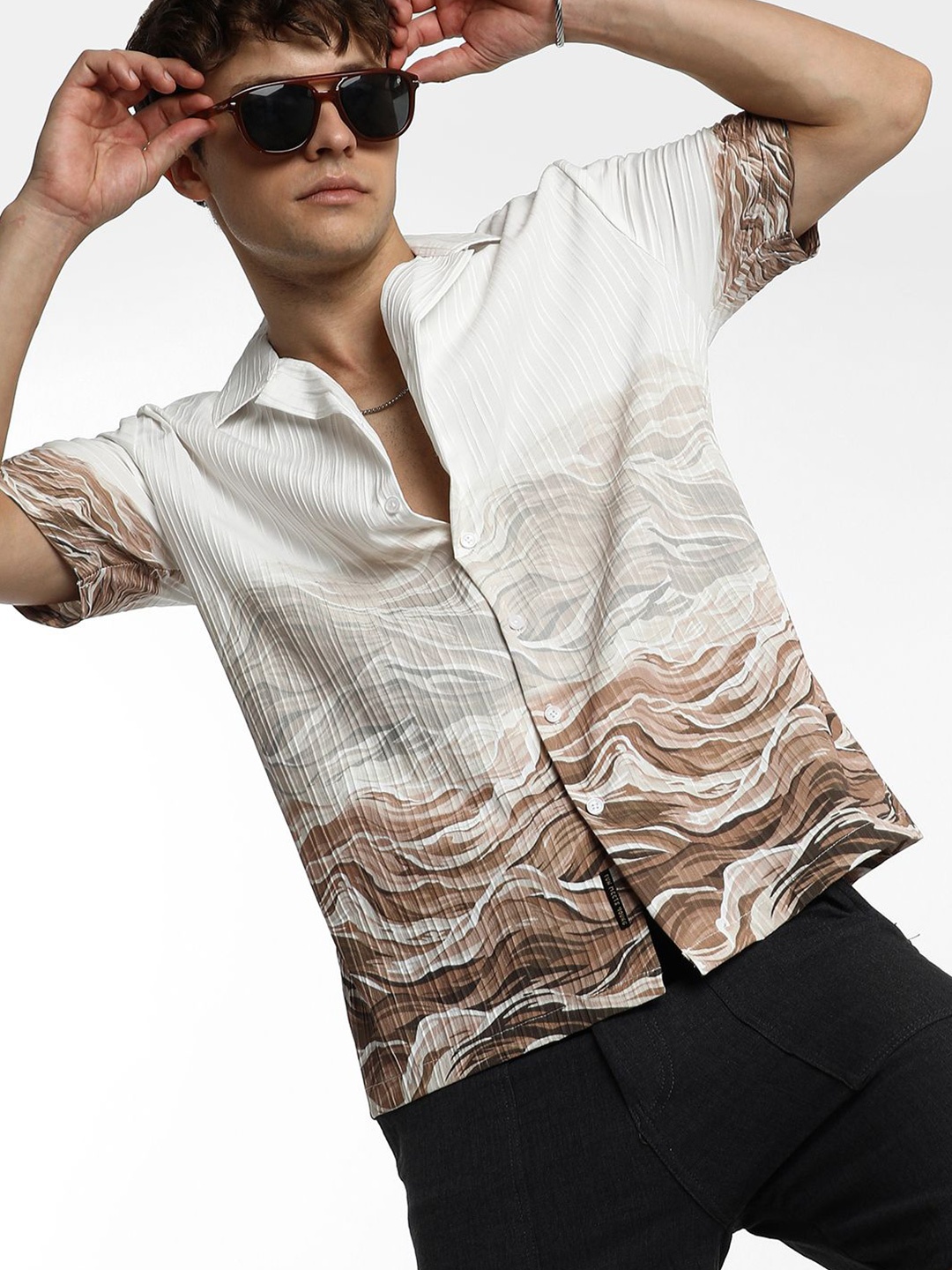 

Campus Sutra Men Comfort Cuban Collar Abstract Printed Casual Shirt, White