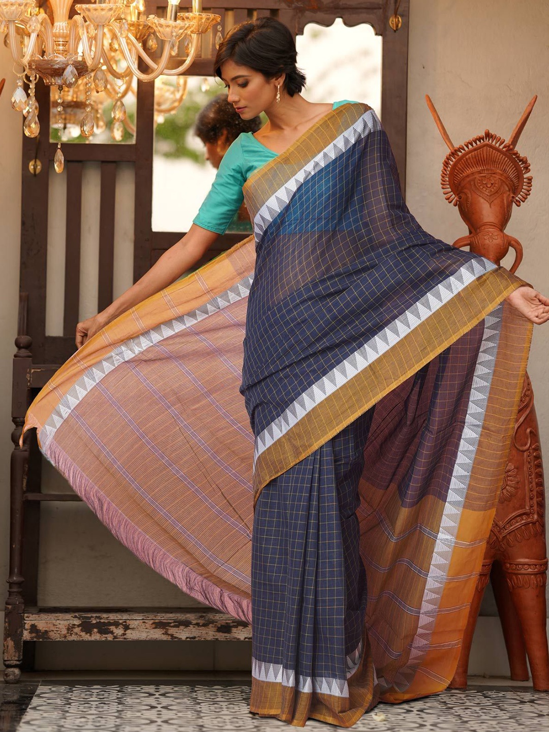 

Unnati Silks Checked Pure Cotton Handloom Mangalagiri Saree, Navy blue